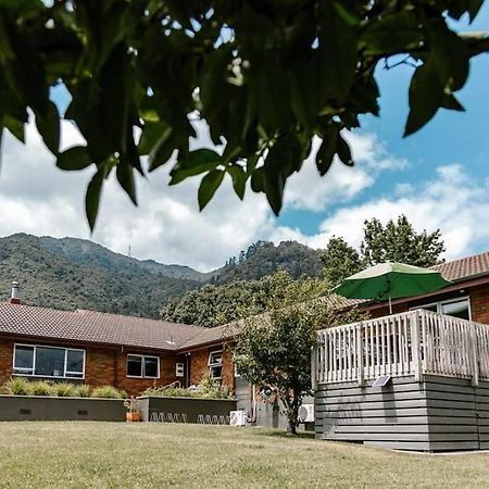 Hotel The Nunnery Te Aroha Exterior foto