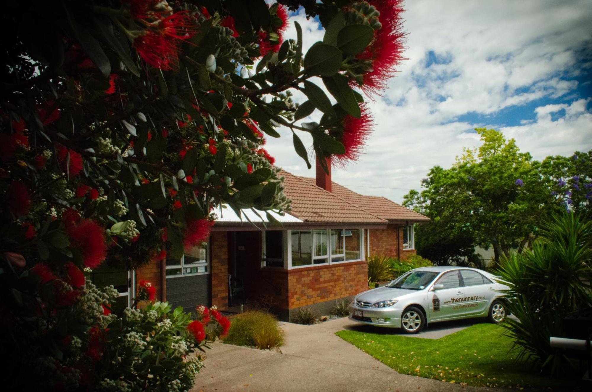 Hotel The Nunnery Te Aroha Exterior foto