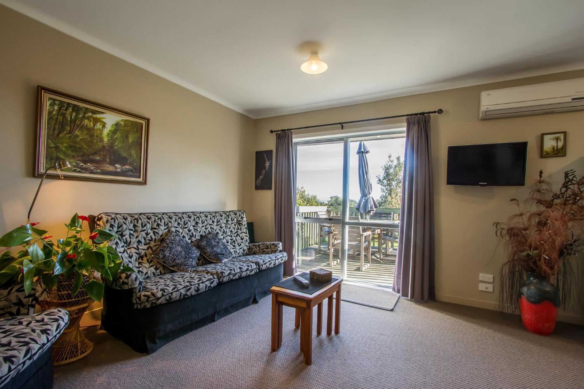 Hotel The Nunnery Te Aroha Exterior foto