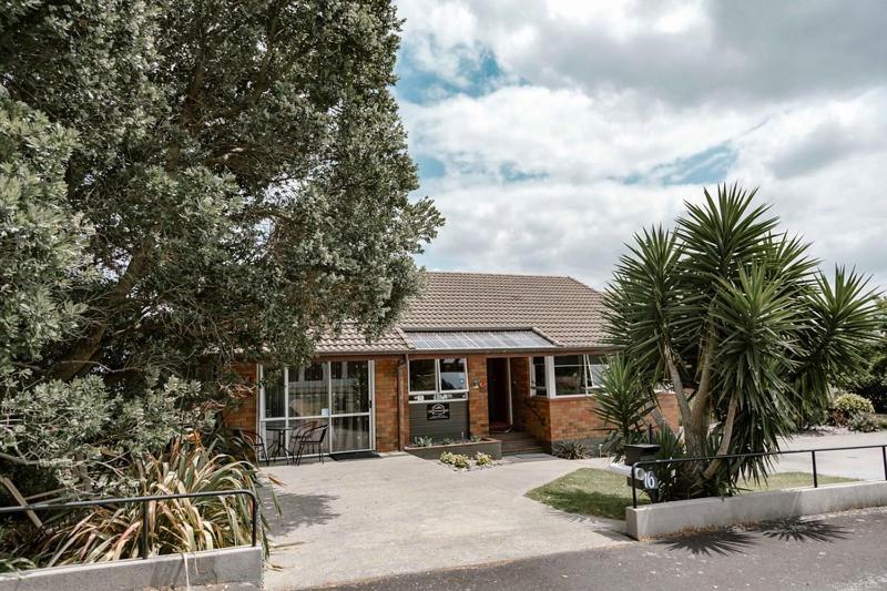 Hotel The Nunnery Te Aroha Exterior foto